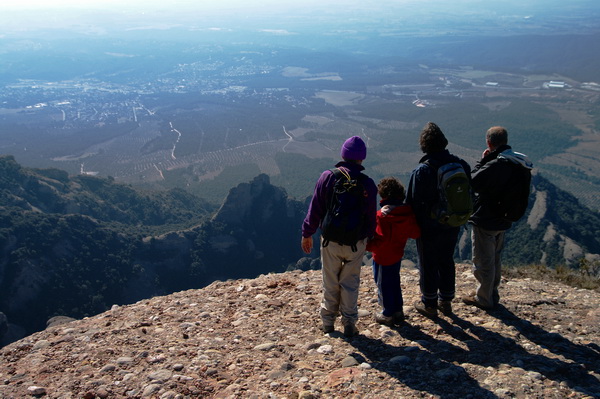 Vistes des del Montgròs
Sortida de l'AEL del 18/2/12. De les Agulles al Montgròs
