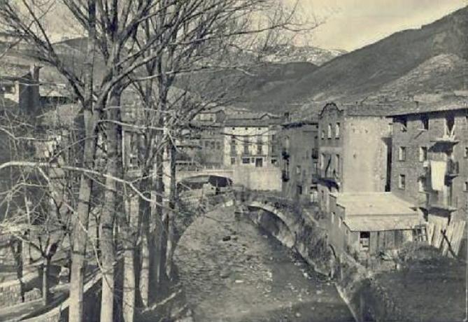 vista des de la Plaça del Capdavall
