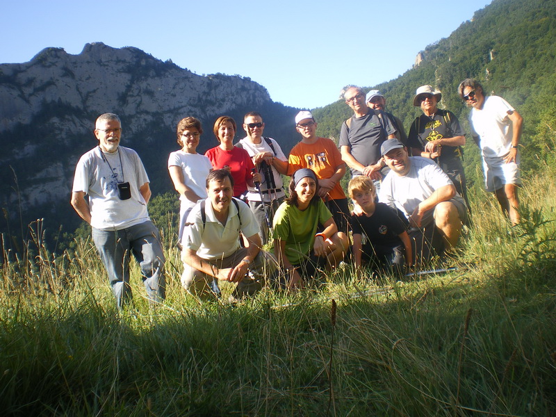 Arderiu i Junyent
Sortida del 23/8/11. Foto des d'arderiu. Roca forcada al fons. Foto de Narcís
Paraules clau: Arderiu, junyent