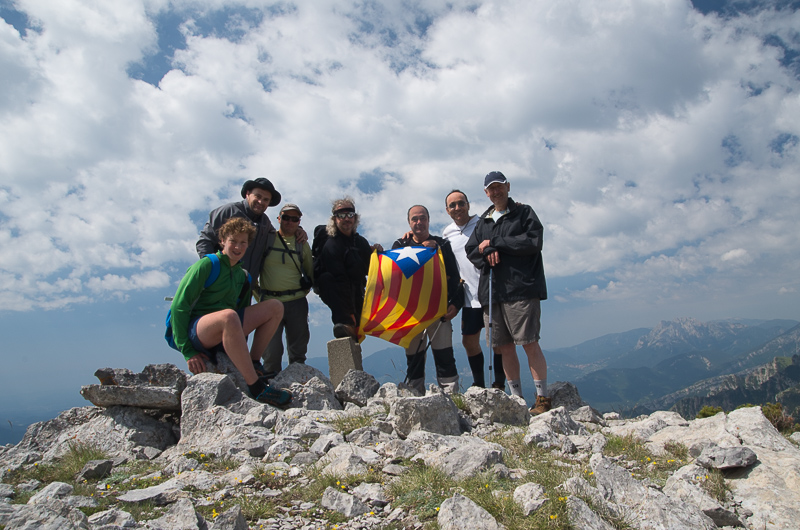 Les Muntanyetes- Foto de grup
Durant la sortida de l'AEL a les Muntanyetes el 28/6
Paraules clau: ael excursionisme muntanya