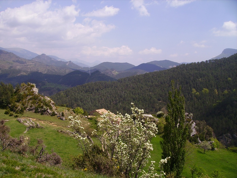 Pujant al roc del castell
