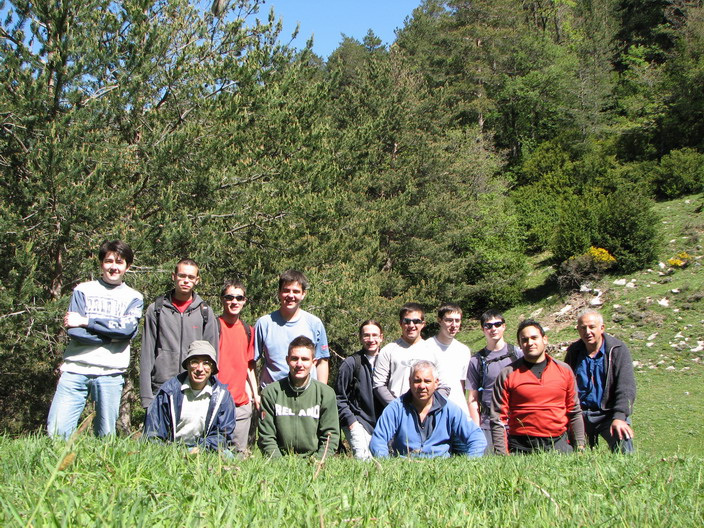 Coll de la Rafa
Excursió de l'AEL per preparar la Caminada Popular (dia 02-06-2007).
Paraules clau: AEL