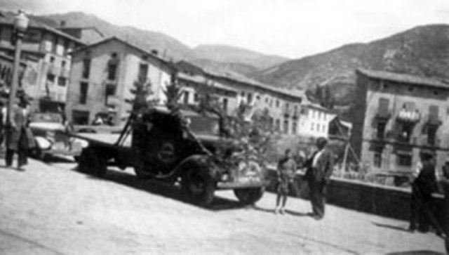 Benedicció de cotxes. Sant Cristófol - any 1960
