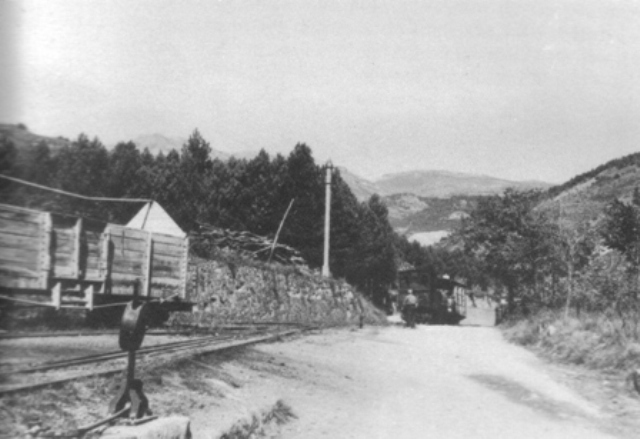 Entrada a l´estació de La Pobla,venint de l´Asland
