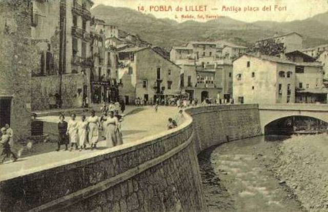 La Plaça del Fort,des de el pont de la farmacia
